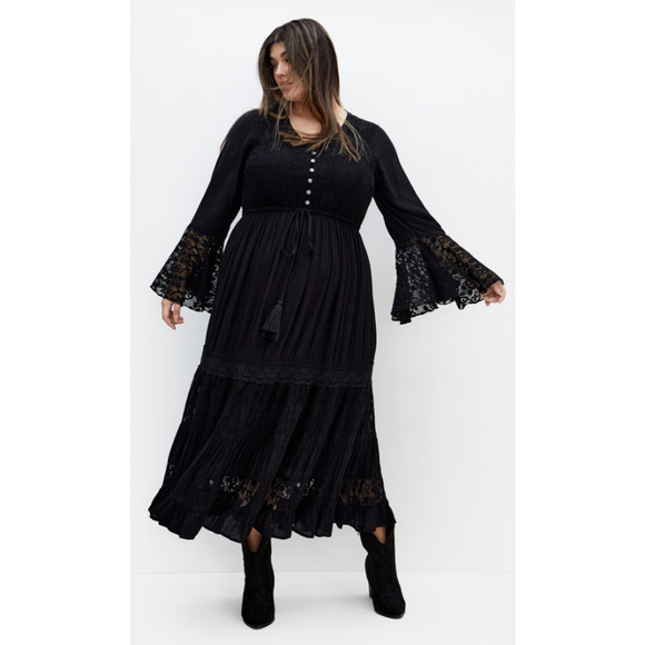 Aveology Tisha Embroidered Lace Black Maxi Dress Boho Gothic Women's Size 18 NWT - Picture 1 of 13